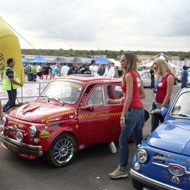 Donne e motori show